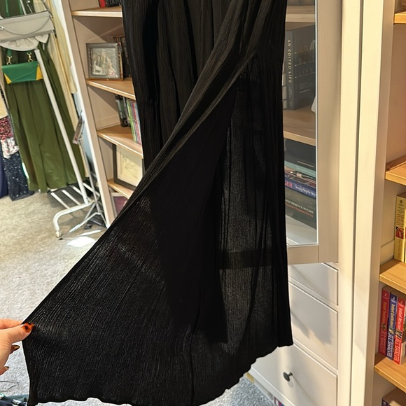 Flowy Wide Leg pants with side slits - Picture 3 of 3